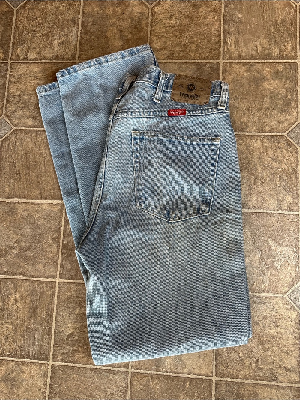 Wrangler Mens Regular Fit Denim Jeans Heavily Worn 34x32